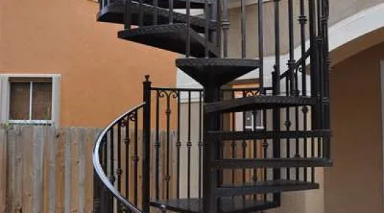 Gia công cầu thang sắt