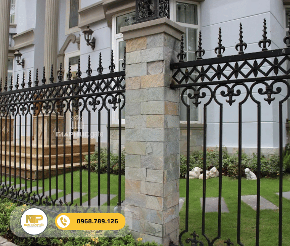 Hàng rào sắt uốn nghệ thuật