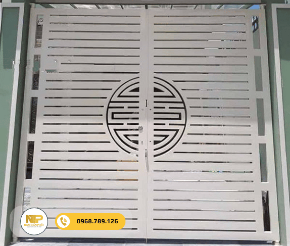 Cửa cổng sắt 2 cánh