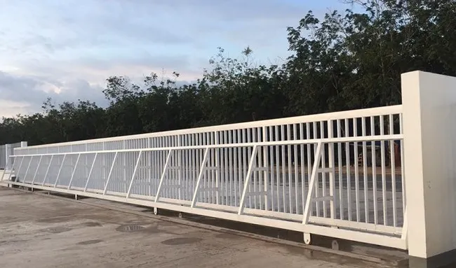 cua-cong-sat-nha-xuong3