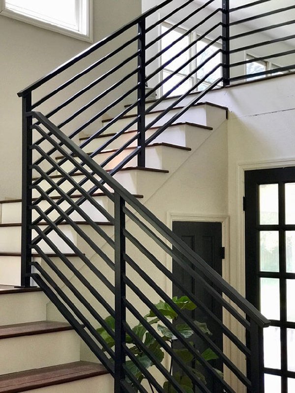Mẫu tay vịn cầu thang sắt hộp