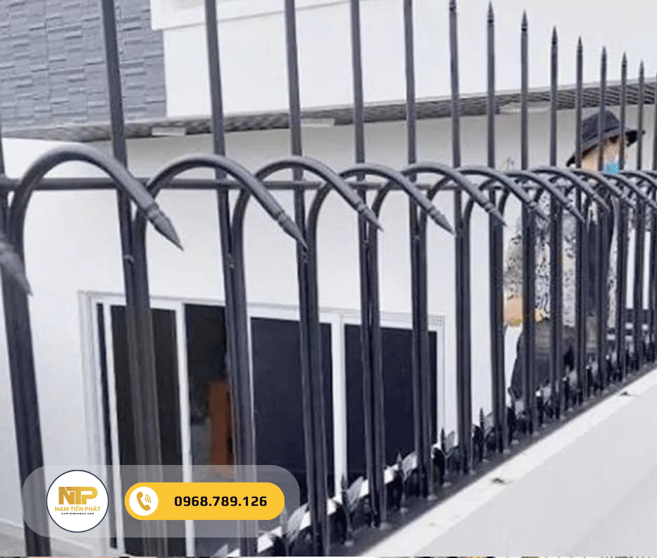 Hàng rào sắt sơn tĩnh điện