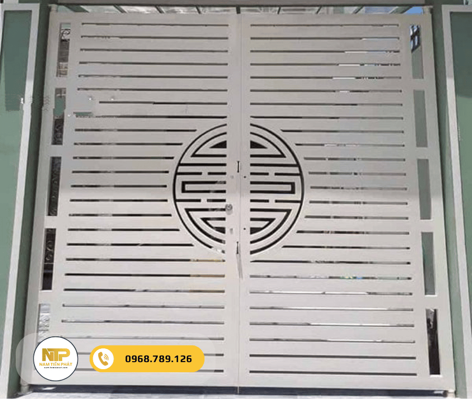 cua-cong-sat-nha-pho-85