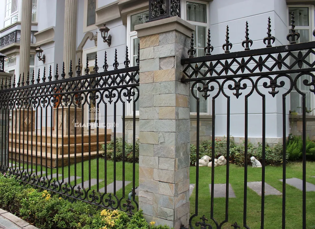 Thiết kế hàng rào sắt theo yêu cầu