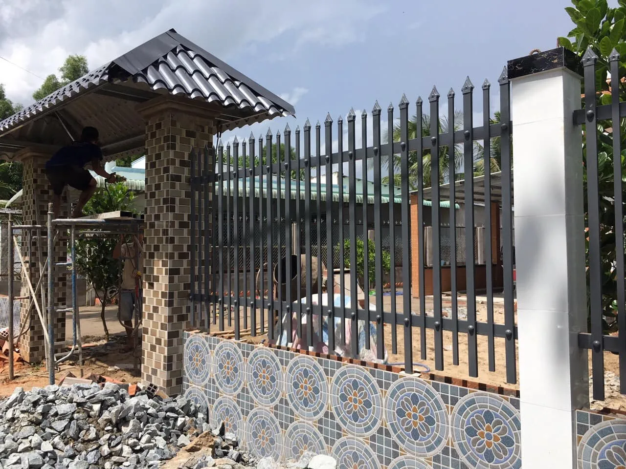 Xưởng hàng rào sắt uy tín tại Long An